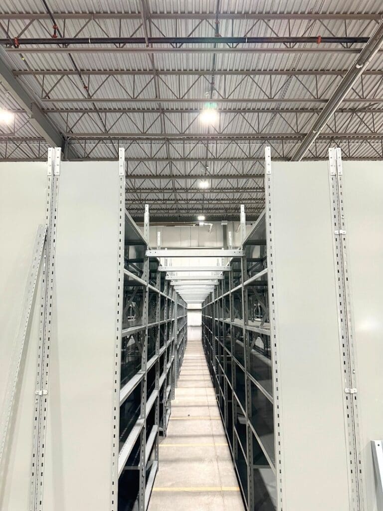 shelved platform for auto parts