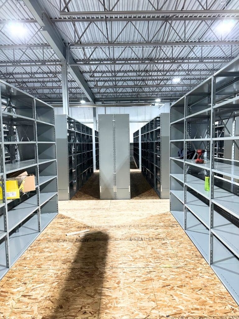 shelved platform for auto parts